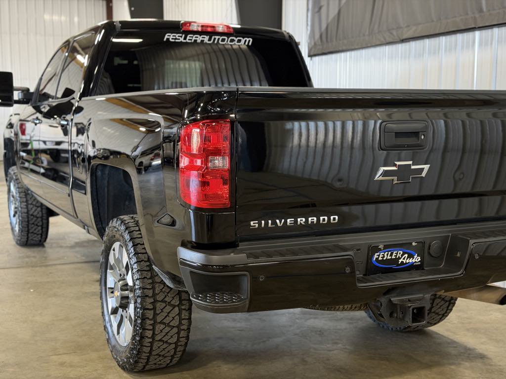 Used 2016 Chevrolet Silverado 2500 LT w/ Midnight Edition AWD/4WD image 23
