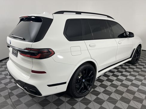 Used 2024 BMW X7 M60i w/ Executive Package AWD/4WD image 12