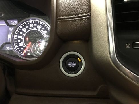 Used 2019 RAM 1500 Laramie image 38