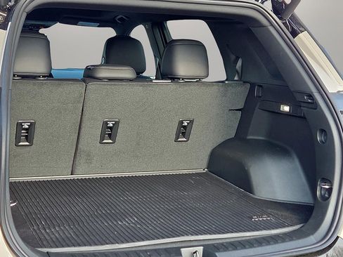 New 2026 GMC Terrain AT4 image 9