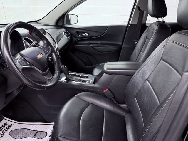 Used 2020 Chevrolet Equinox Premier w/ Premier Redline Edition AWD/4WD image 19