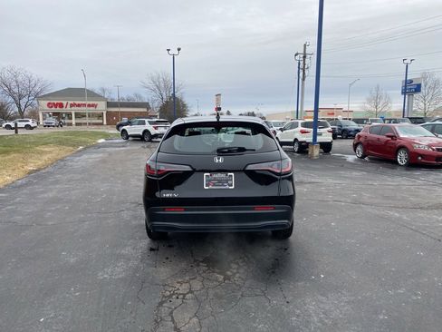 Used 2023 Honda HR-V LX image 5