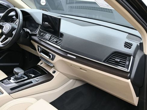 Used 2023 Audi Q5 2.0T Prestige w/ Prestige Package AWD/4WD image 37