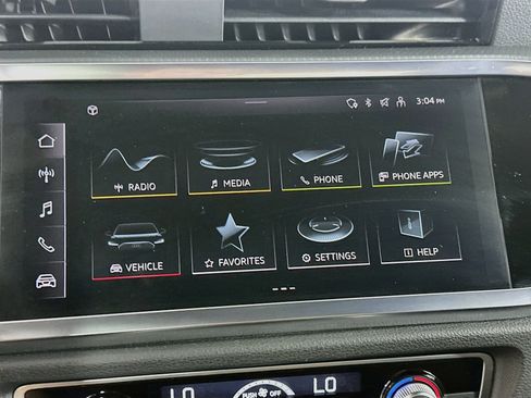 Used 2025 Audi Q3 2.0T Premium AWD/4WD image 21
