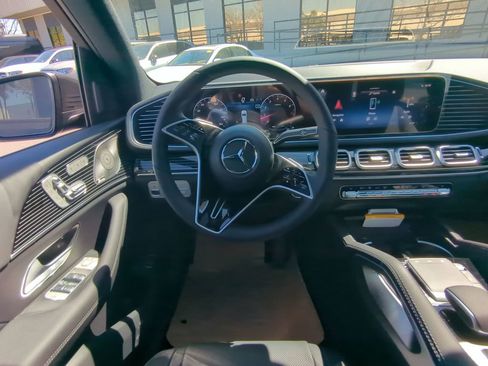 New 2025 Mercedes-Benz GLE 580 GLE 580 image 3