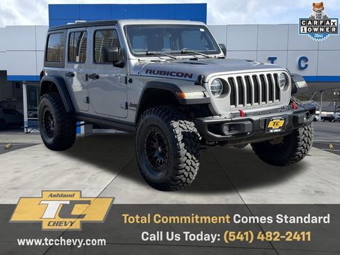 Used 2018 Jeep Wrangler Unlimited Rubicon w/ Steel Bumper Group image 7