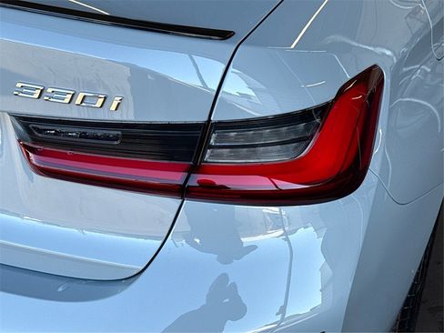 New 2026 BMW 330i 330i w/ M Sport Package image 17