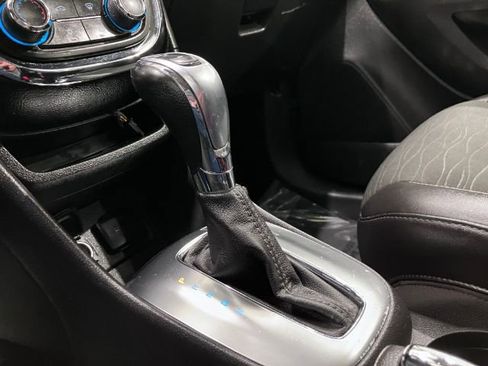 Used 2016 Buick Encore FWD image 38