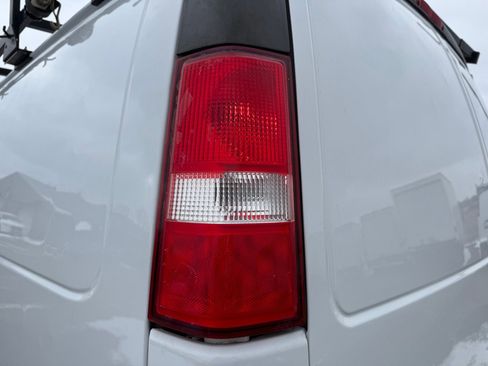 Used 2021 Chevrolet Express 2500 w/ Driver Convenience Package image 43