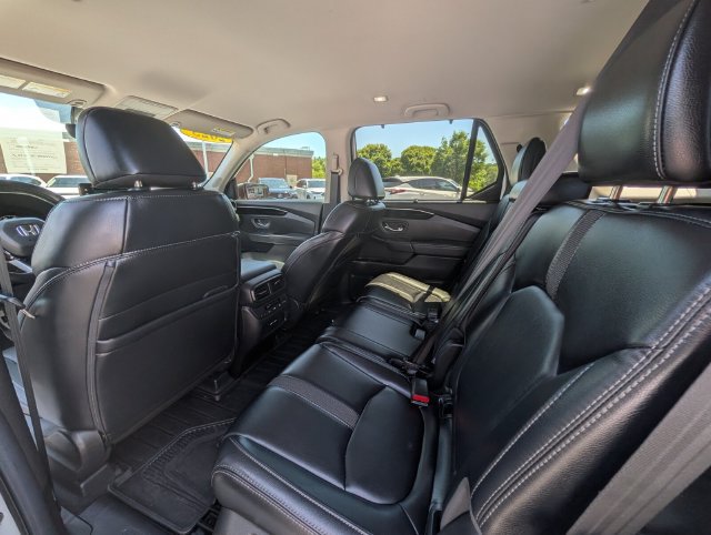 Used 2025 Honda Pilot EX-L image 44