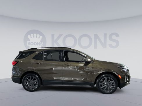 Used 2023 Chevrolet Equinox RS image 17