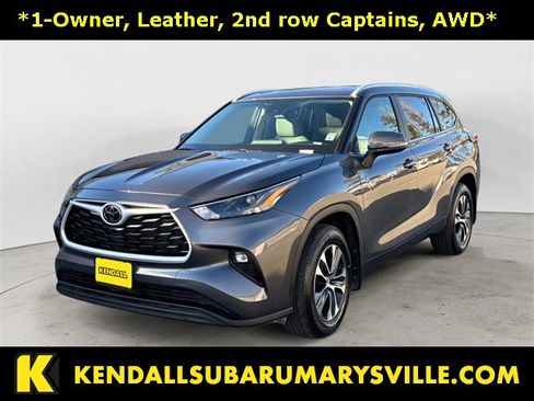 Used 2025 Toyota Highlander XLE image 1