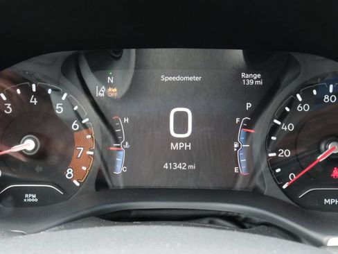 Used 2025 Jeep Compass Limited AWD/4WD image 4