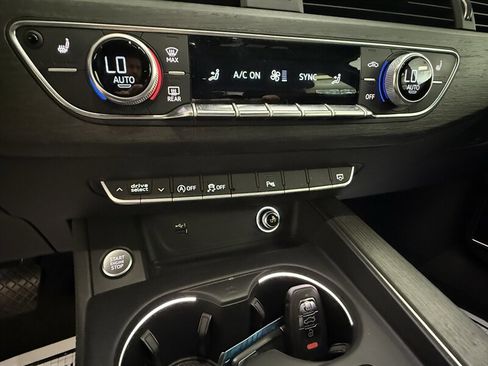 Used 2019 Audi A4 2.0T Premium Plus w/ Premium Plus Package AWD/4WD image 22