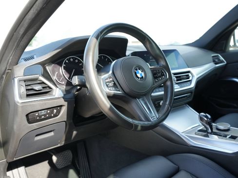 Used 2020 BMW 330i Sedan w/ Convenience Package RWD image 15