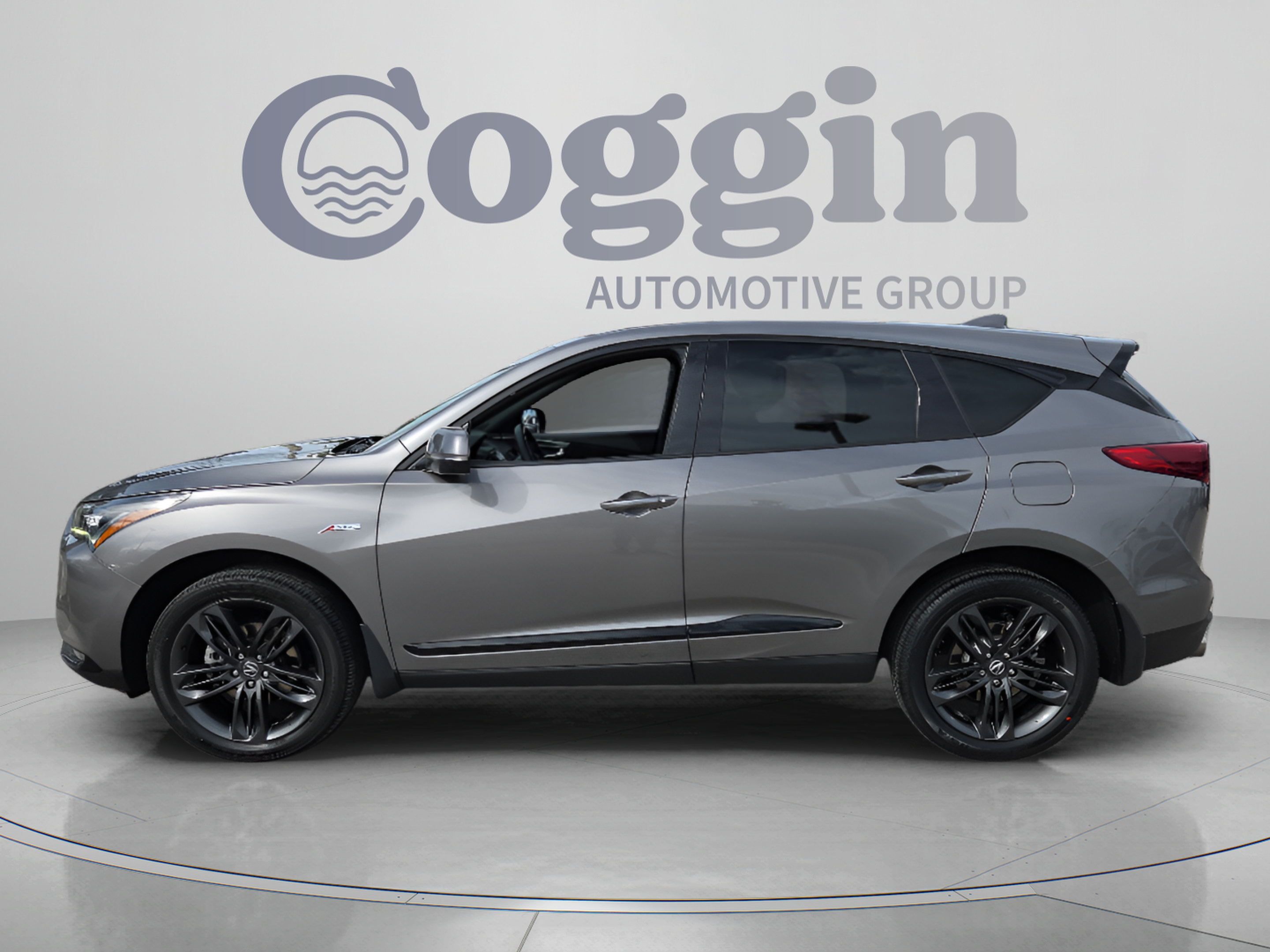 Used 2023 Acura RDX w/ Advance Package FWD image 2