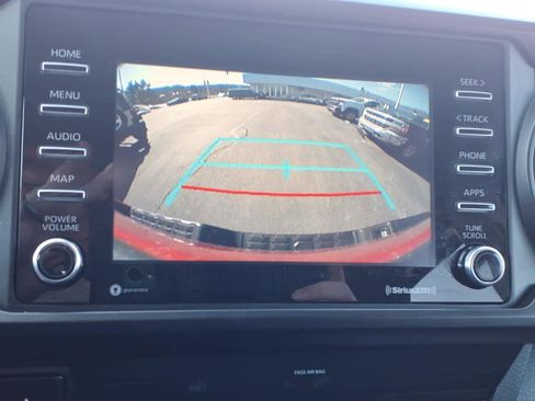 Used 2020 Toyota Tacoma SR image 21