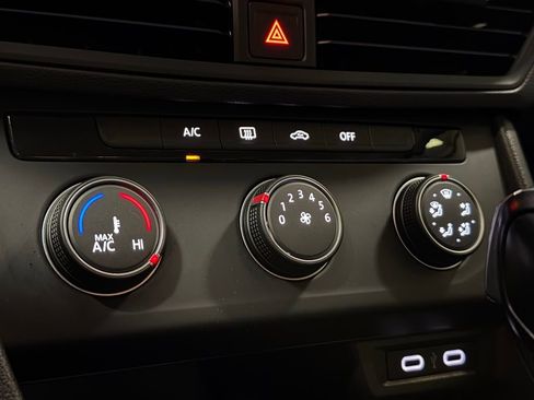 Used 2021 Volkswagen Jetta S w/ Driver Assistance Package image 19