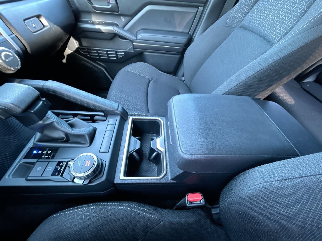 Certified 2025 Toyota 4Runner SR5 AWD/4WD image 26
