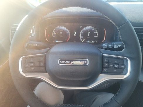 New 2026 Jeep Grand Wagoneer Limited image 16