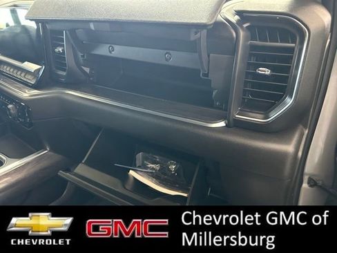 Used 2024 Chevrolet Silverado 1500 LTZ AWD/4WD image 38