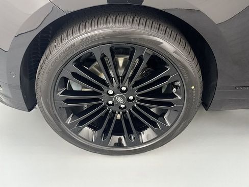 New 2026 Land Rover Range Rover Velar Autobiography AWD/4WD image 32