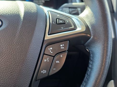 Used 2023 Ford Edge SEL image 26