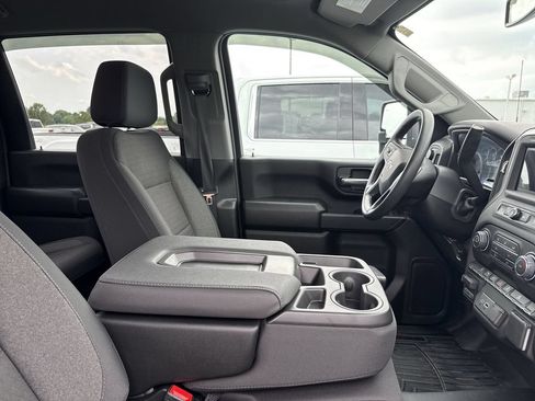Certified 2026 Chevrolet Silverado 2500 Custom w/ Custom Value Package AWD/4WD image 13