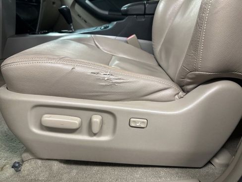 Used 2008 Toyota 4Runner Limited image 25