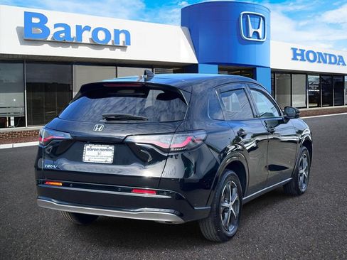 Certified 2024 Honda HR-V EX-L image 5