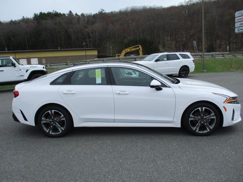Used 2023 Kia K5 EX w/ EX Premium Package FWD image 4