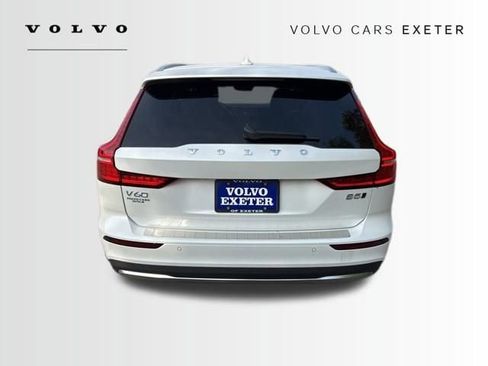 New 2026 Volvo V60 B5 Cross Country Plus w/ Protection Package Premier image 15