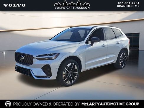 New 2026 Volvo XC60 B5 Plus w/ Protection Package Premier AWD/4WD image 4