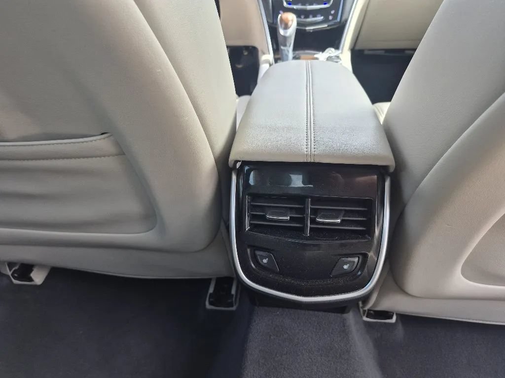 Used 2018 Cadillac XTS Luxury AWD/4WD image 22