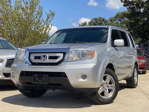 Used 2010 Honda Pilot EX-L image 3