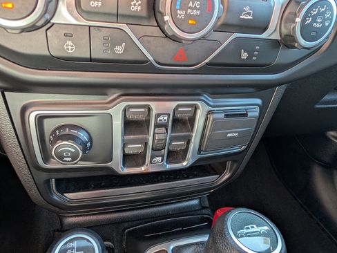 Used 2020 Jeep Gladiator Sport w/ Quick Order Package 24S AWD/4WD image 32