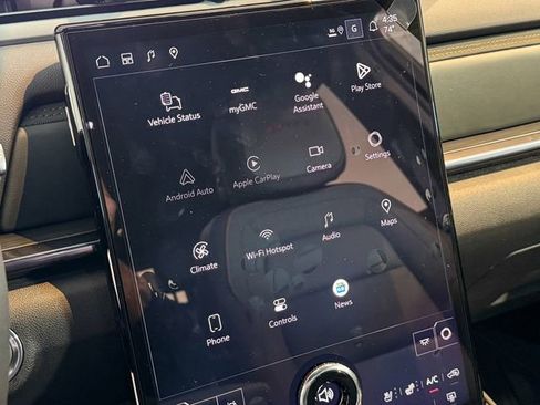 New 2026 GMC Terrain AT4 w/ Convenience Package III image 40