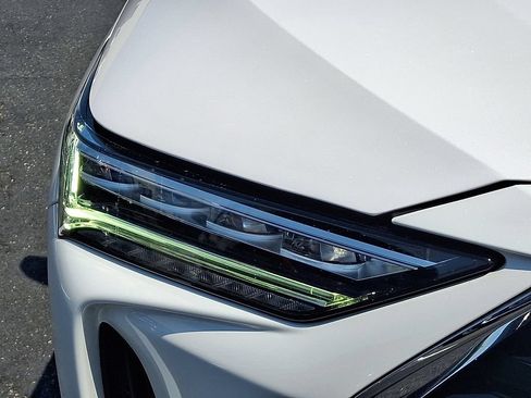 Certified 2024 Acura MDX SH-AWD w/ Technology Package image 9