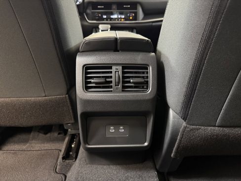 Certified 2026 Nissan Rogue SV image 16