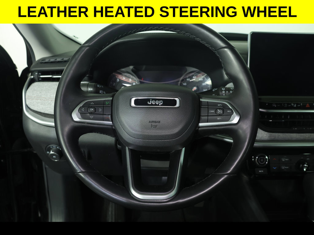 Used 2022 Jeep Compass Latitude w/ Sun and Sound Group AWD/4WD image 8