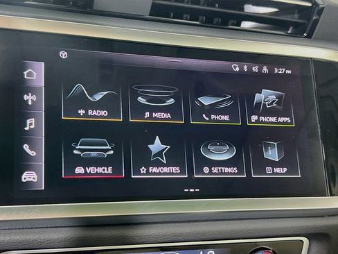 Used 2025 Audi Q3 2.0T Premium Plus AWD/4WD image 14