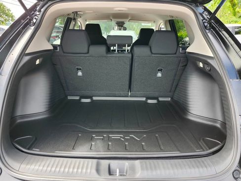 New 2026 Honda HR-V LX image 12