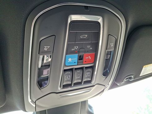 New 2025 Jeep Wagoneer S Limited AWD/4WD image 17