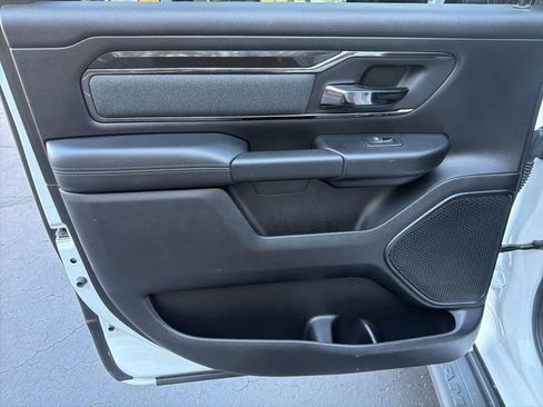 Used 2021 RAM 1500 Big Horn w/ Built-to-serve Edition image 10