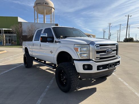 Used 2014 Ford F250 Platinum w/ FX4 Off-Road Package image 7