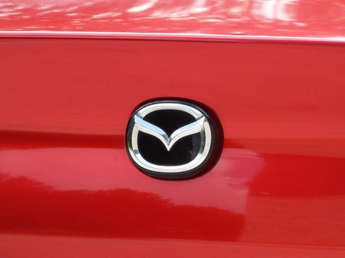 Used 2021 MAZDA MAZDA3 s FWD image 10