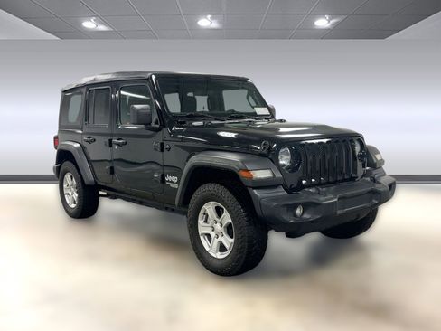 Used 2020 Jeep Wrangler Unlimited Sport image 7