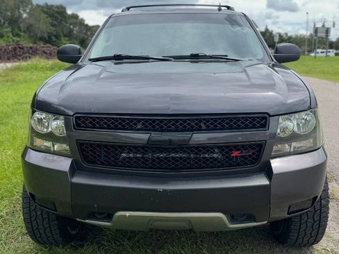 Used 2010 Chevrolet Avalanche LT w/ Suspension Package, Off-Road image 8