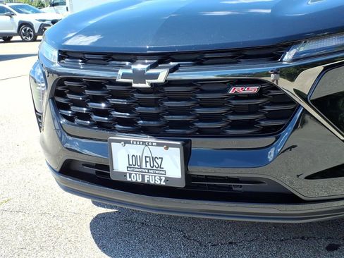 Used 2024 Chevrolet Trax RS w/ Driver Confidence Package FWD image 33