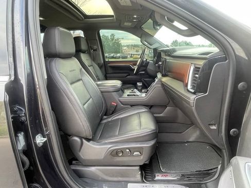 Used 2022 GMC Sierra 1500 Denali AWD/4WD image 34